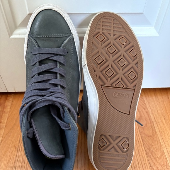 Leather converse sneakers - Picture 3 of 5